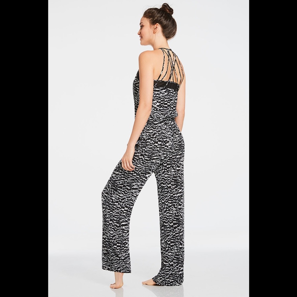 Fabletics Dash Jumpsuit - Picture 5 of 5
